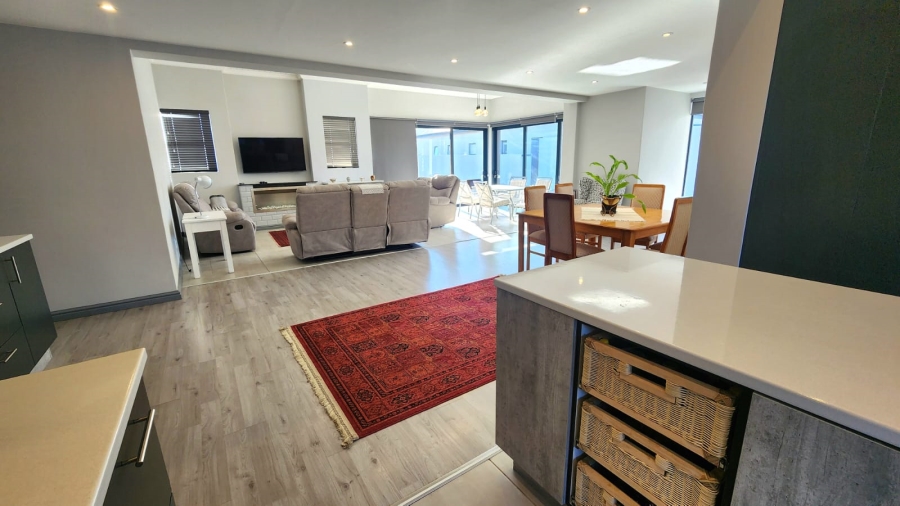 3 Bedroom Property for Sale in Blue Mountain Village Western Cape